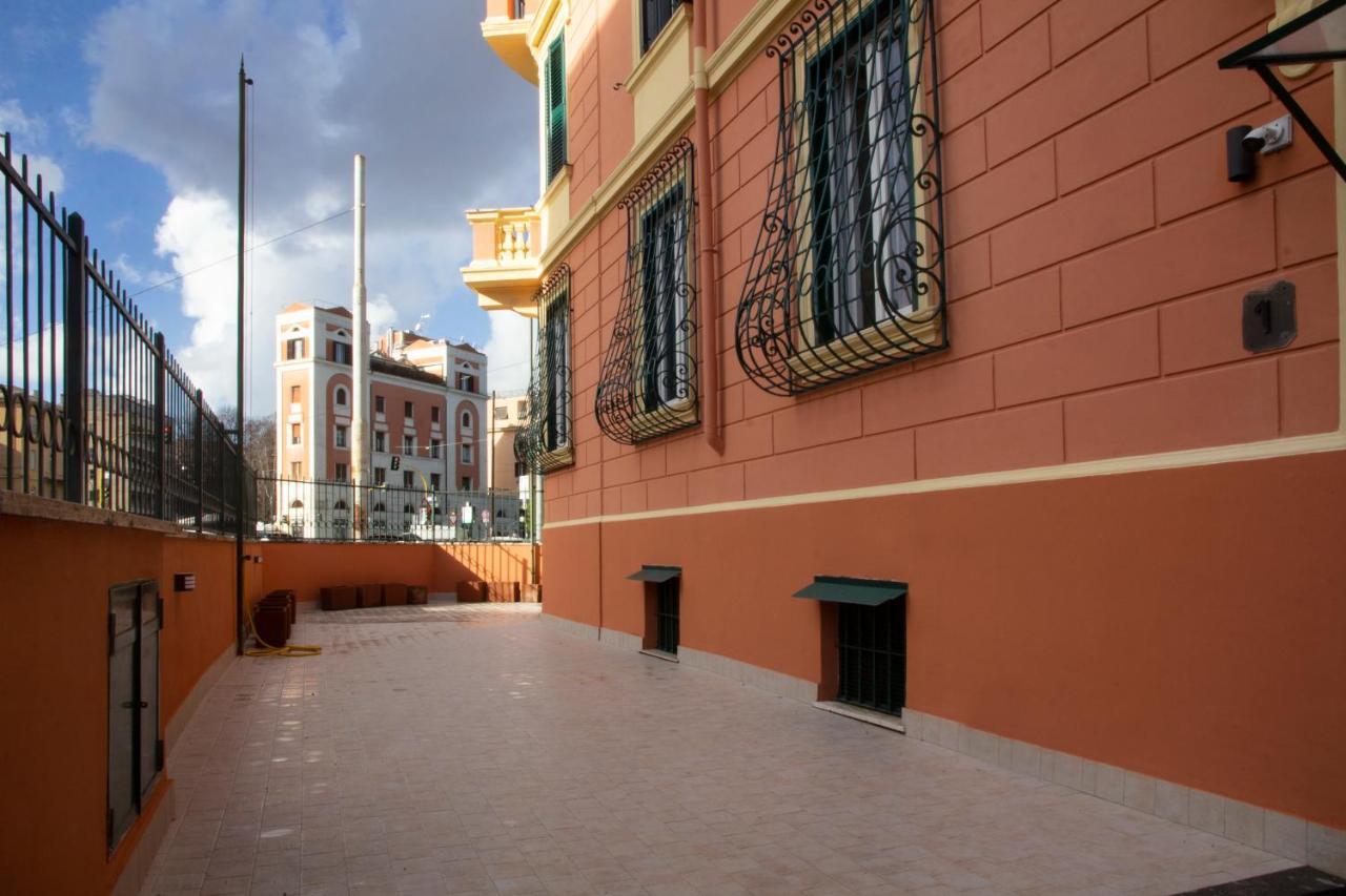 Palazzo Belli Roma — Foto 1